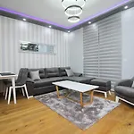 Nk18 Apartments